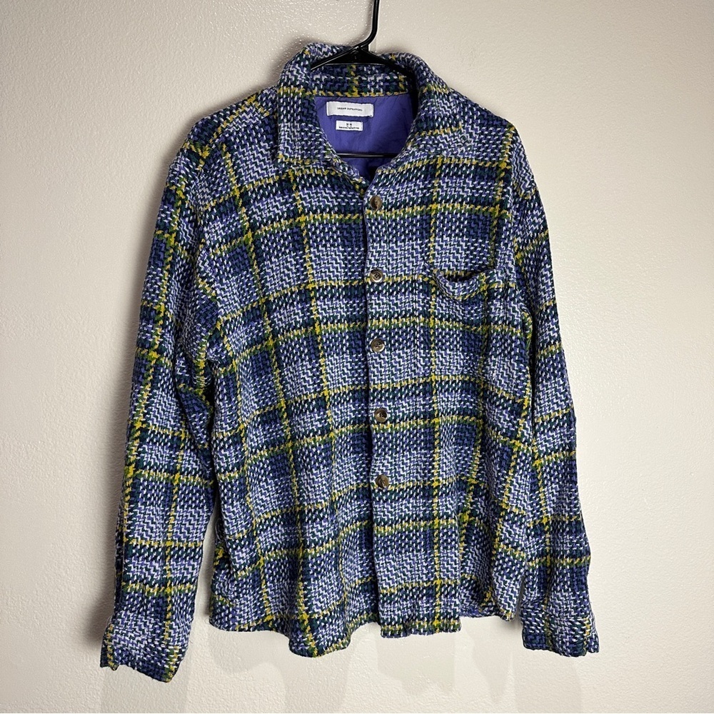 Urban Outfitters Button Up Shirt Size Medium